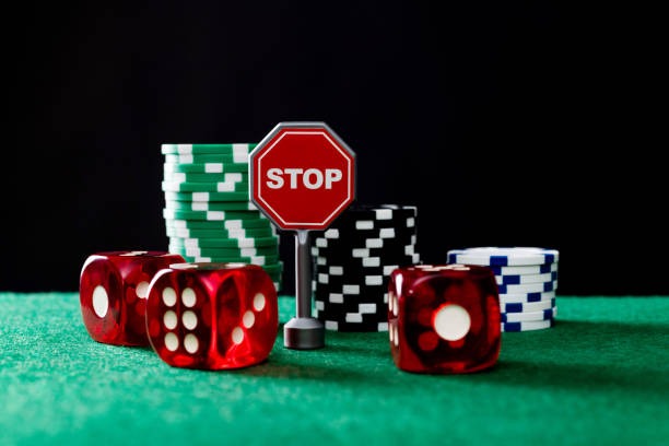 Baccarat side bet options on a live studio table